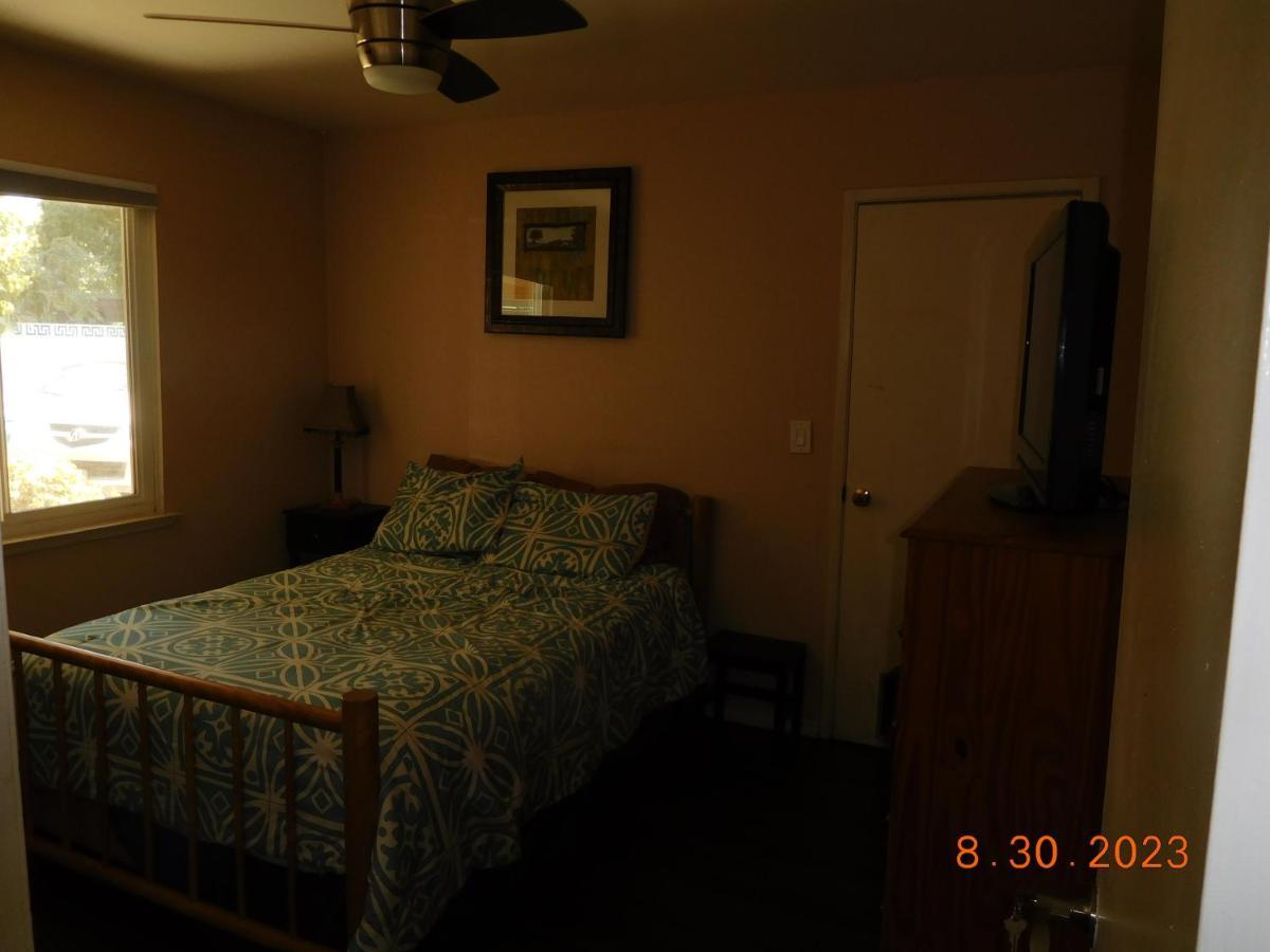 Nice Northridge 4-2-2 Pool Home Near Csun And Pierce College Лос-Анджелес Экстерьер фото