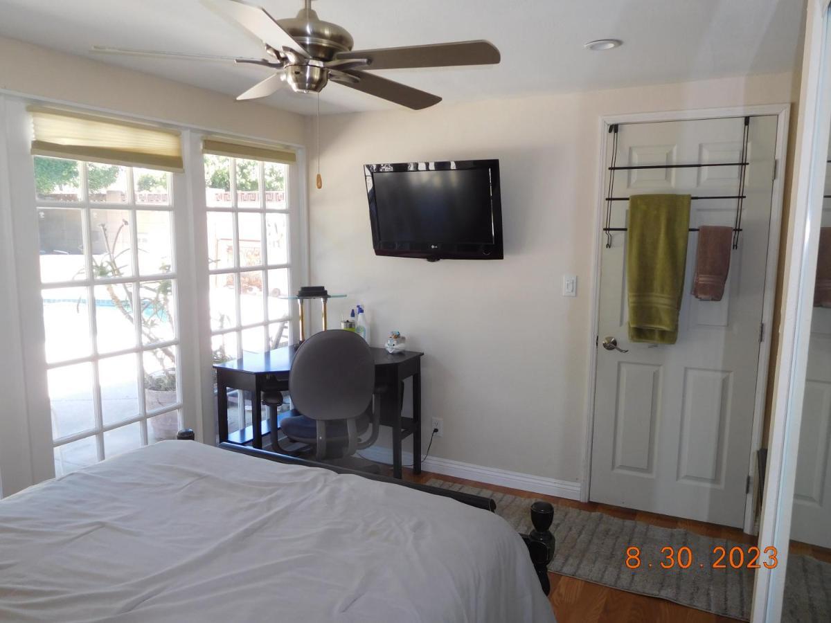 Nice Northridge 4-2-2 Pool Home Near Csun And Pierce College Лос-Анджелес Экстерьер фото